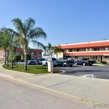 Americas Best Value Inn Calimesa Bagian luar foto