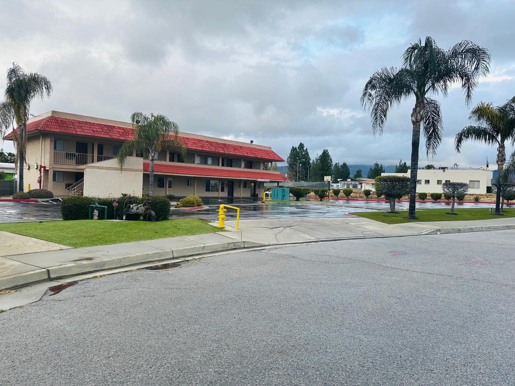 Americas Best Value Inn Calimesa Bagian luar foto
